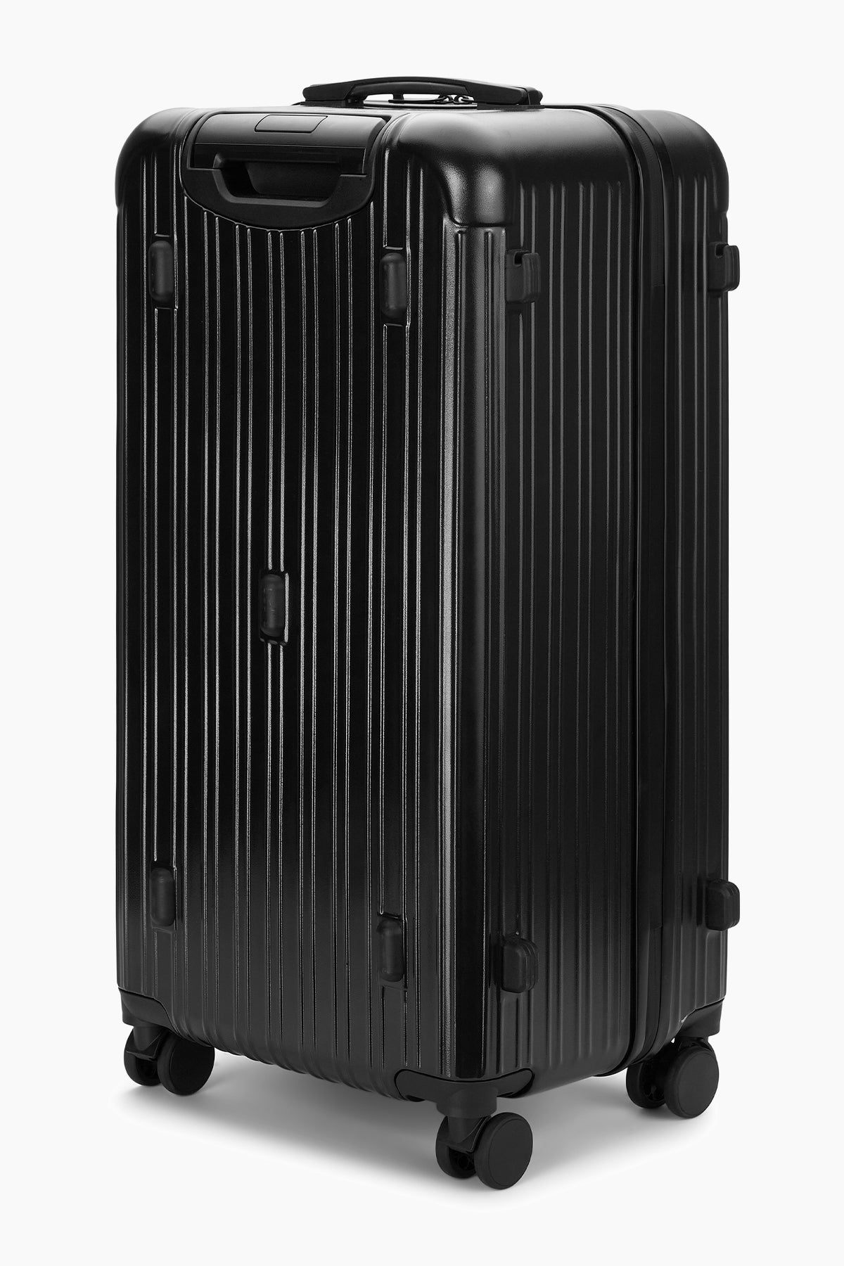 checkedluggage_32_2048x2048.jpg